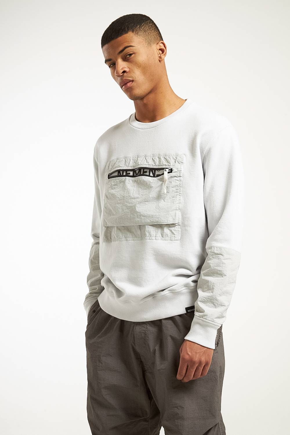 NemeN NMN_E23130F_216 [JYNX – CHEST POCKET ROUNDNECK] Offerta San Valentino