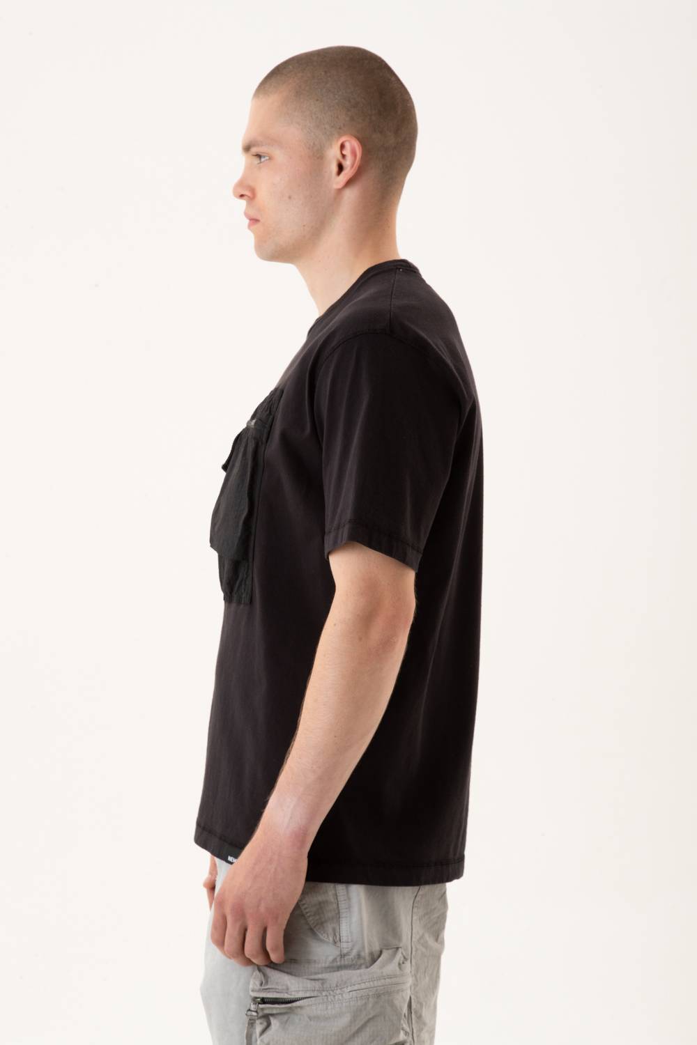 NemeN NMN_E23152T_111 [KEL – CHEST POCKET TSHIRT] Offerta Anniversario