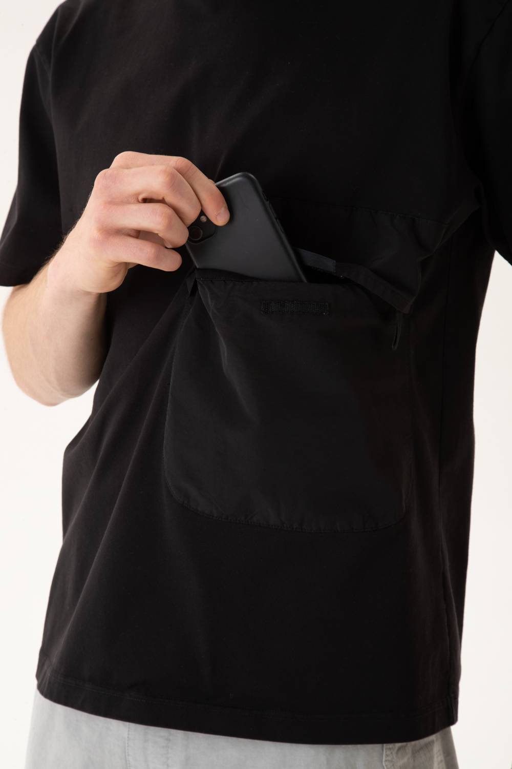 NemeN NMN_E23151T_111 [ASH JUMBO POCKET COMPACT TSHIRT] Smaltimento dello stoccaggio