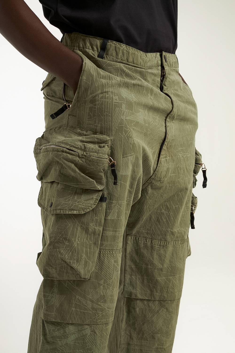 NemeN NMN_I22039P/1_177 [JAVA MULTIPOCKET PARACHUTE PANT] Fino al 60% di sconto