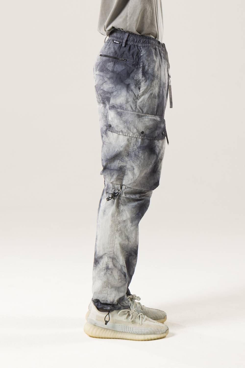NemeN NMN_E22031P/1_120 [BRUS TIE-DYE CLIMBER CARGO PANTS] Offerta
