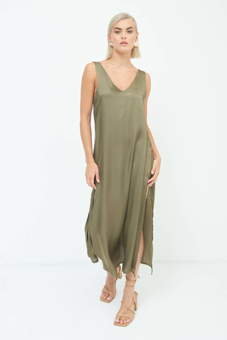 Kikisix ABITO LUNGO SMANICATO CON SPACCHI VERDE MILITARE Fino Al -60%
