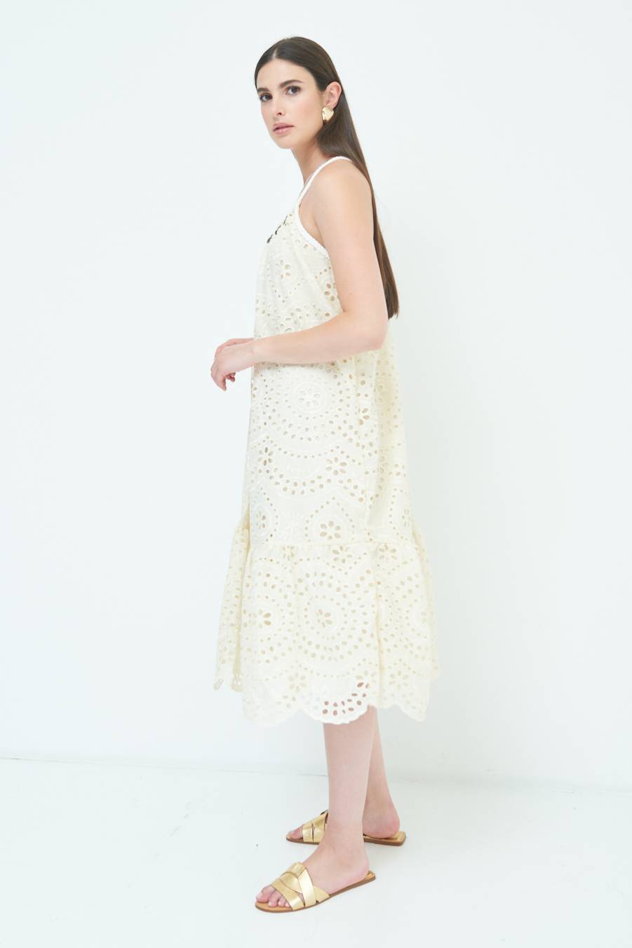 Kikisix ABITO SANGALLO CON MONETE BEIGE Presa