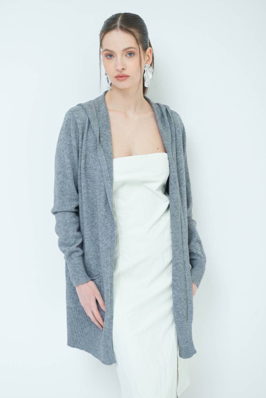 Kikisix CARDIGAN CON DUE TASCHE GRIGIO Vendite Flash