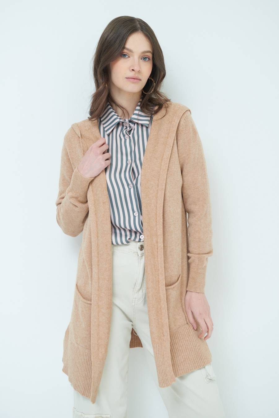 Kikisix CARDIGAN CON DUE TASCHE CAMMELLO Negozio