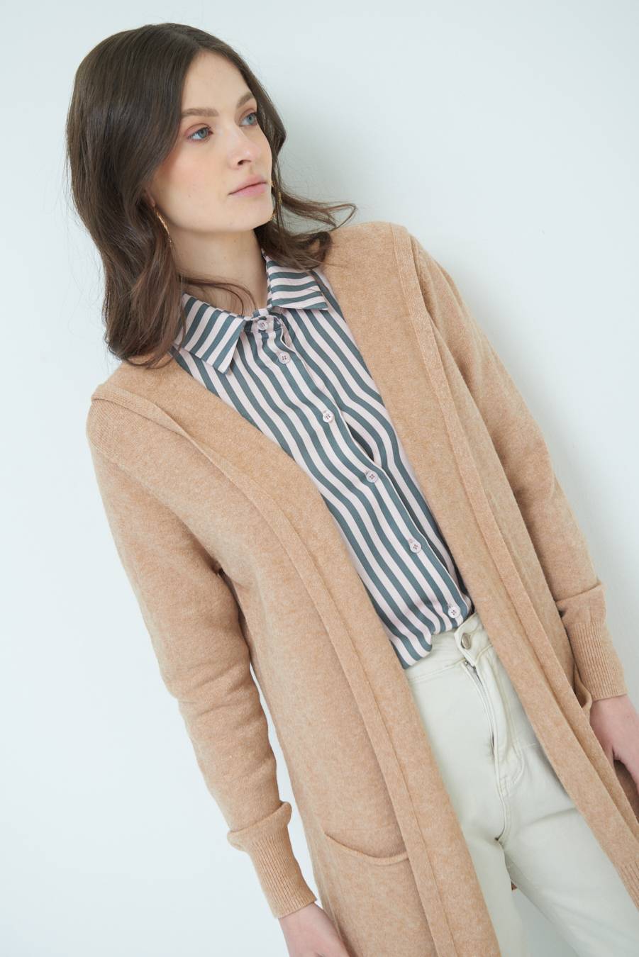 Kikisix CARDIGAN CON DUE TASCHE CAMMELLO Negozio