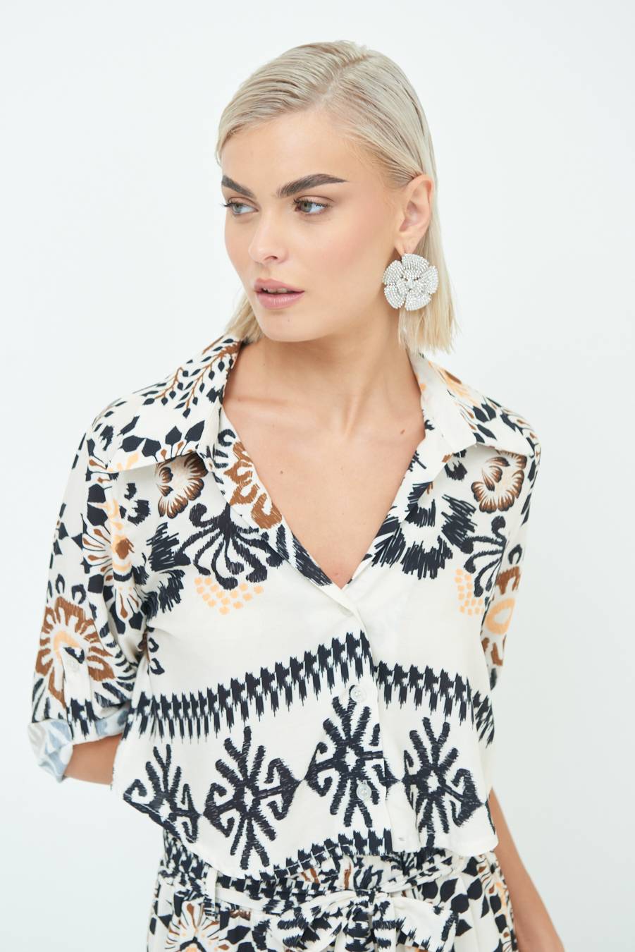 Kikisix CAMICIA CROP BALZA BURRO Moda
