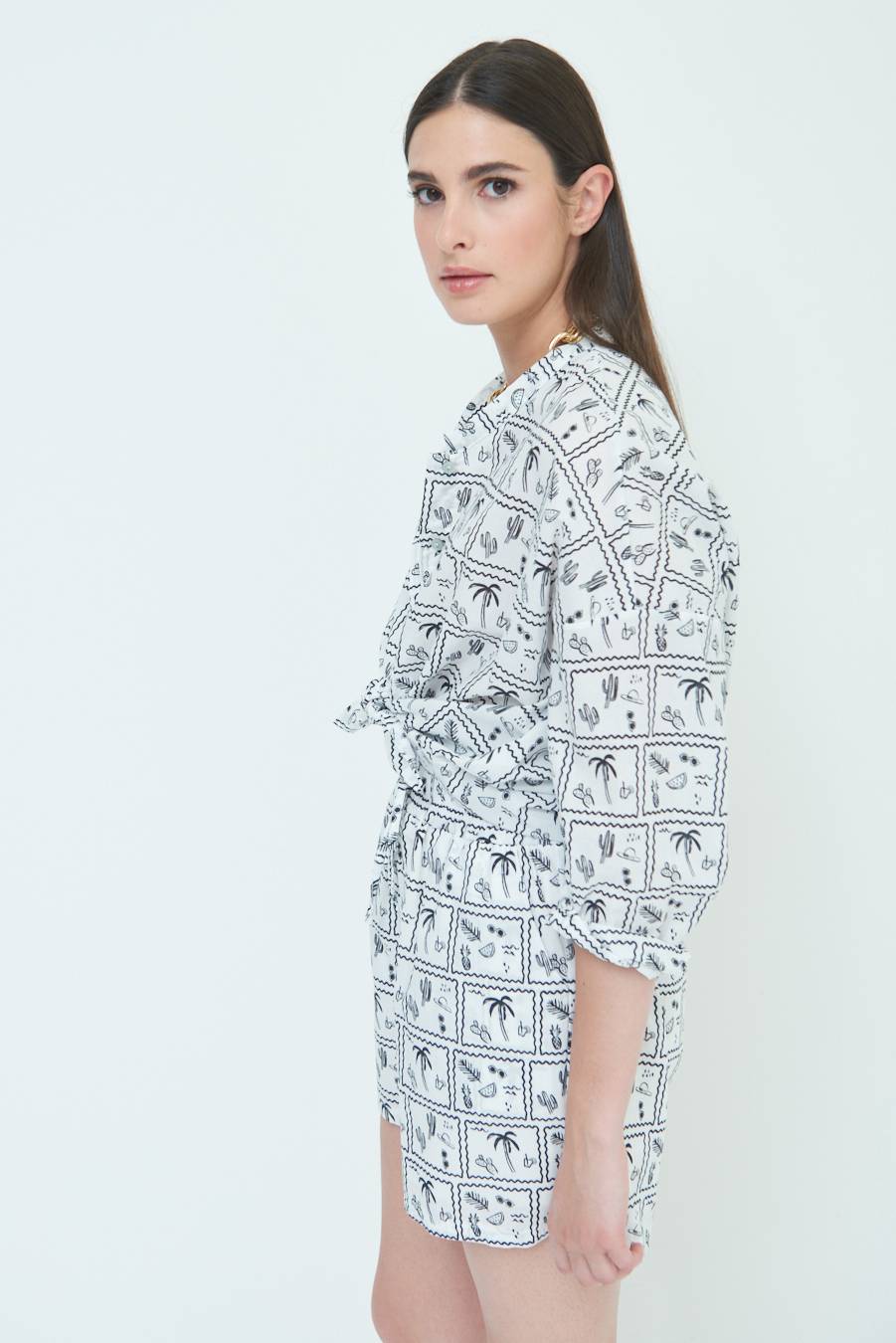 Kikisix CAMICIA CON NODO STAMPAPALME BIANCO Vendita