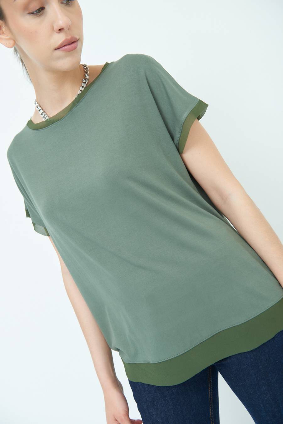 Kikisix MAGLIA PROFILO GEORGETTE VERDE MILITARE Novità