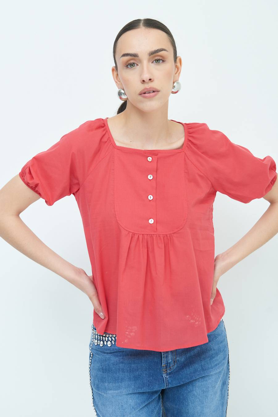 Kikisix CAMICIA CON BOTTONCINI DAV. COTONE ROSSO Affare Del Giorno