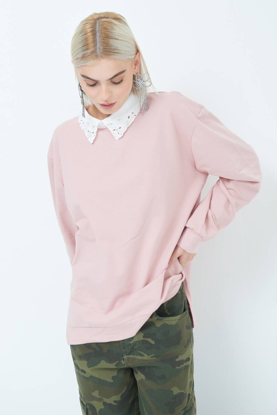 Kikisix FELPA CON COLLETTO CON STRASS CIPRIA Enormi sconti