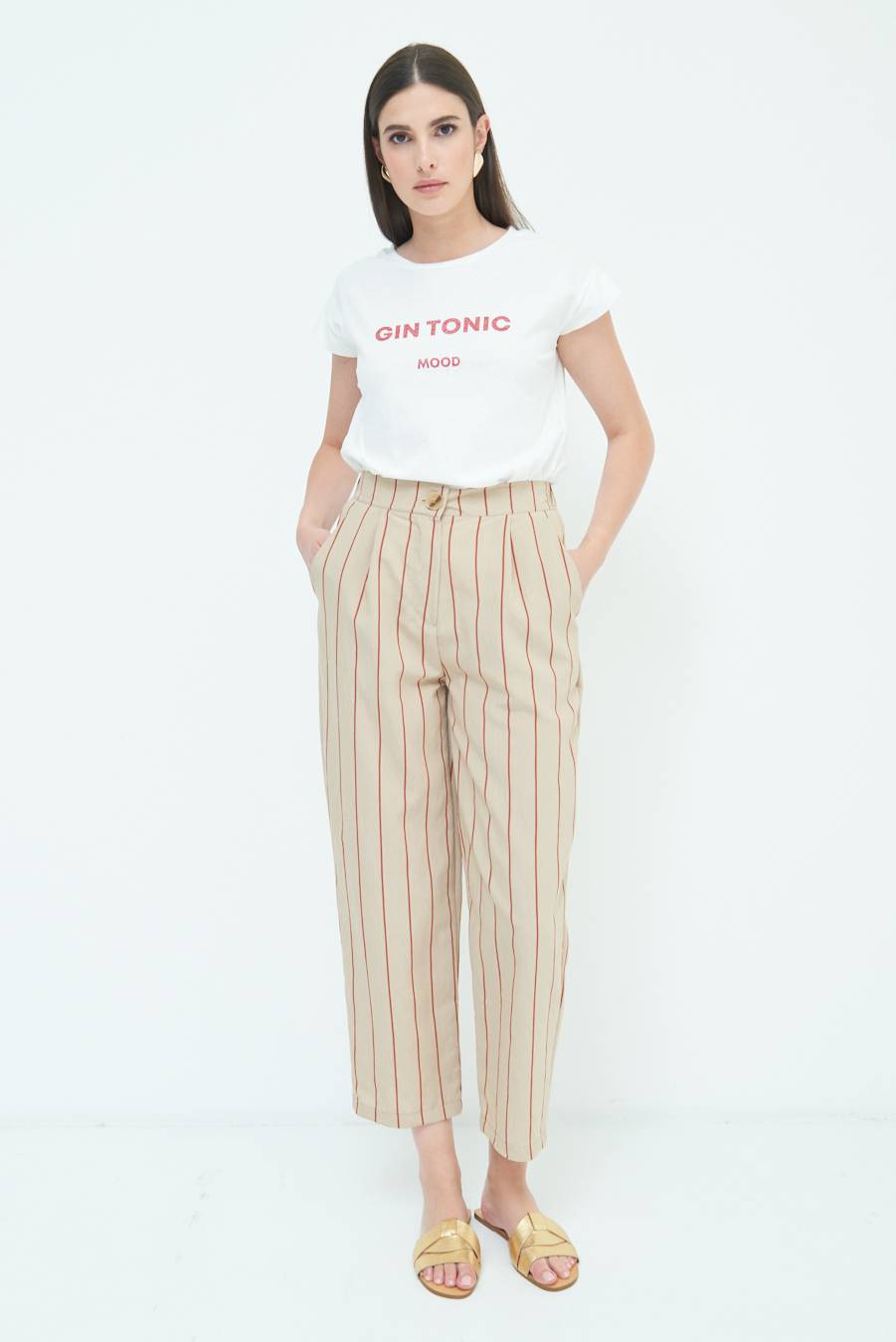 Kikisix PANTALONE CARROT CON PINCE BEIGE Soddisfazione Garantita