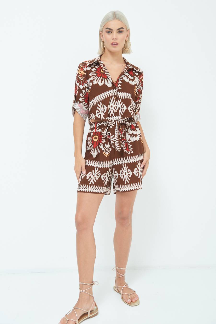 Kikisix SHORTS CON CINTURA STAMPA BALZA MORO Sottocosto