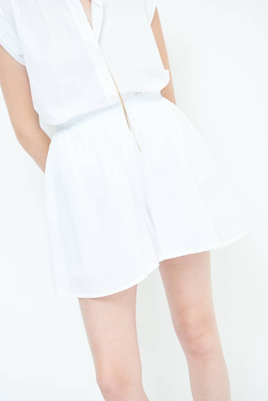 Kikisix SHORTS CON TASCHE BIANCO Vendite Flash
