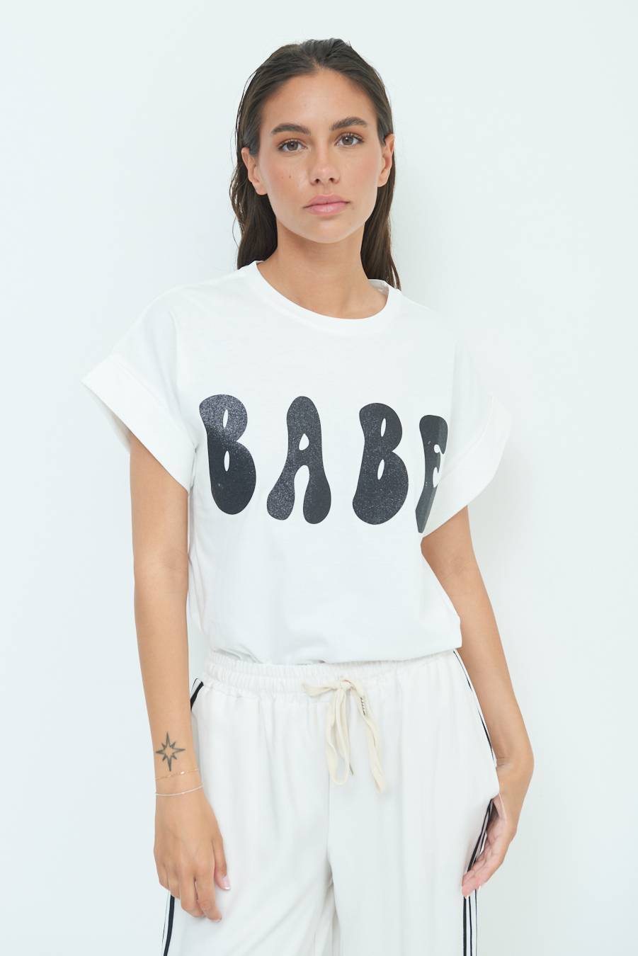 Kikisix T-SHIRT "BABE" NERO Sconto di tempo limitato