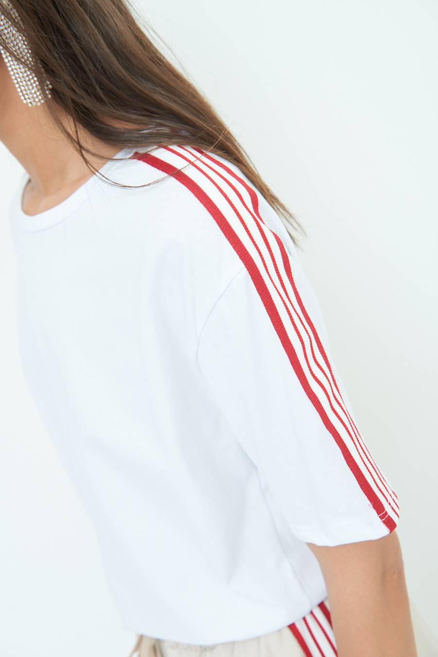 Kikisix T-SHIRT OVER CON COSTINA ROSSO Prezzo di fabbrica
