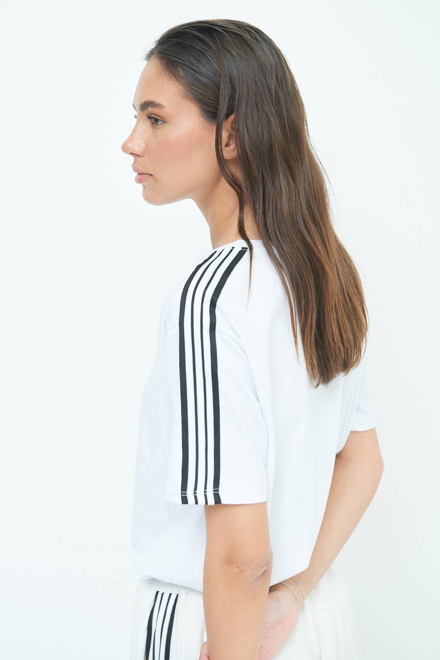 Kikisix T-SHIRT OVER CON COSTINA NERO Offerta speciale