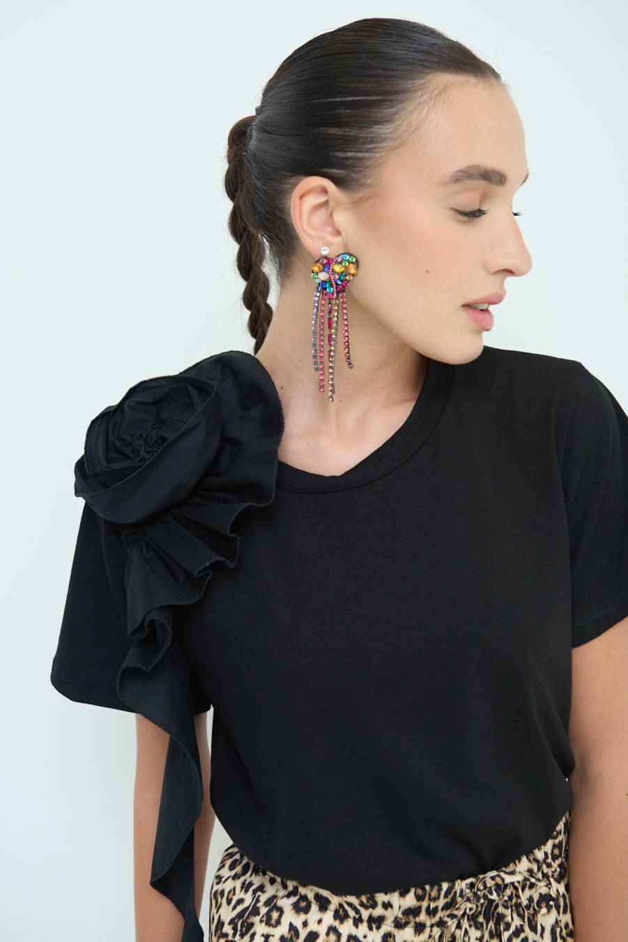 Kikisix T-SHIRT FIORE POPELINE NERO Offerta Pasqua