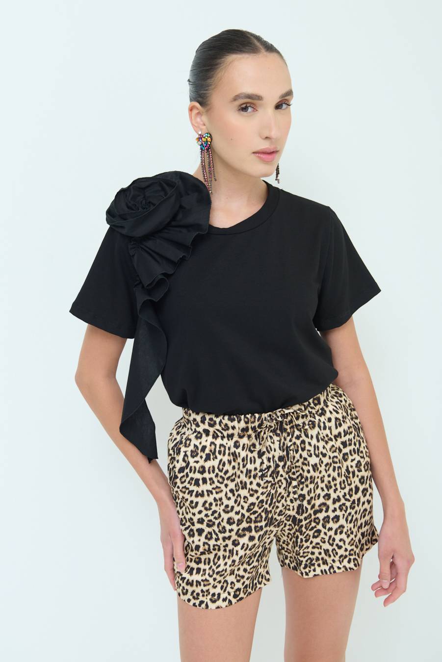 Kikisix T-SHIRT FIORE POPELINE NERO Offerta Pasqua