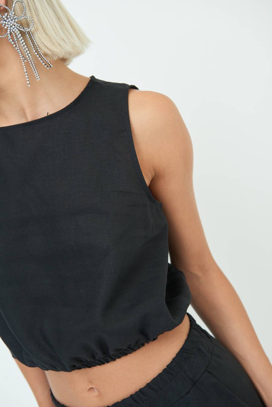 Kikisix TOP CORTO CON ELASTICO NERO Nuovi prodotti