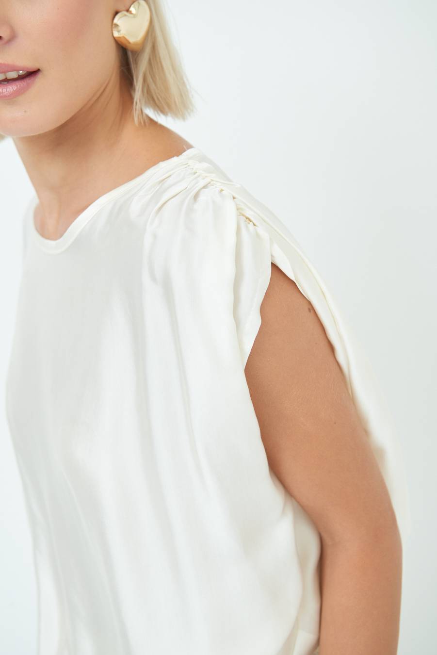 Kikisix TOP CON ELASTICO FONDO SCOLLO BALA BURRO Bestseller