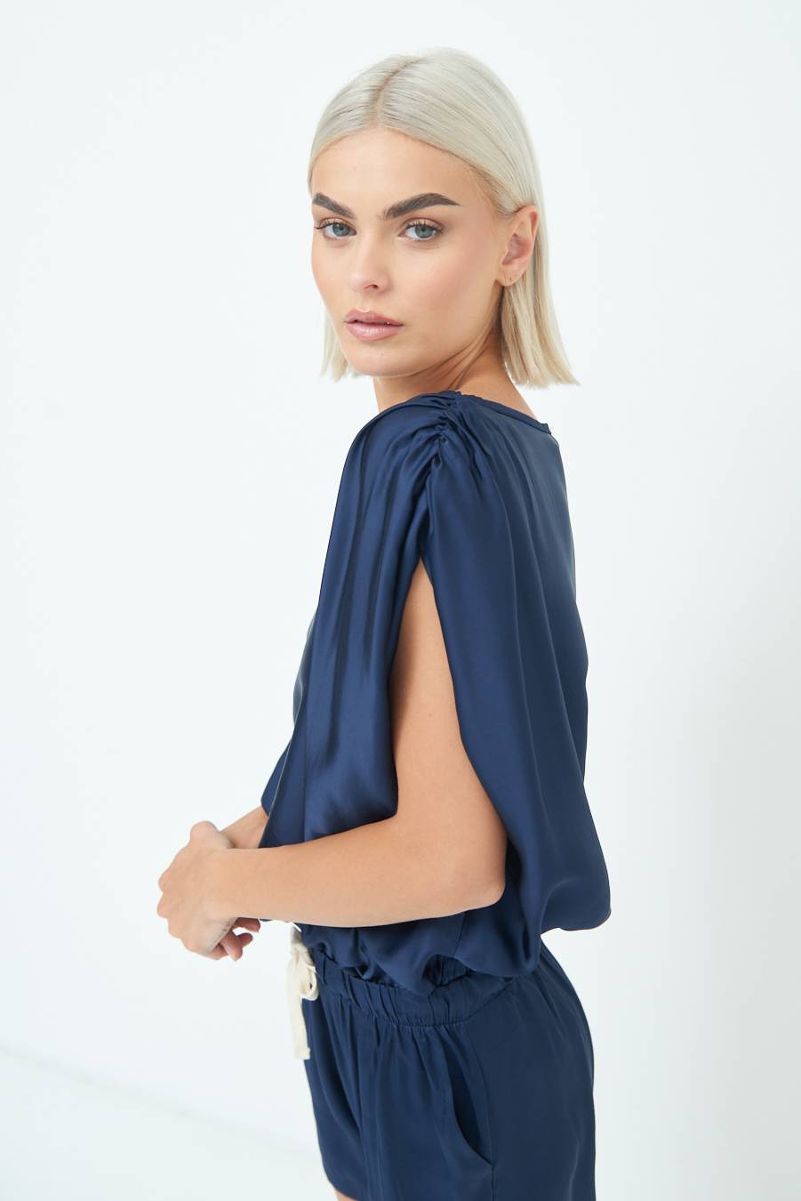 Kikisix TOP CON ELASTICO FONDO SCOLLO BALA BLU Offerte stagionali
