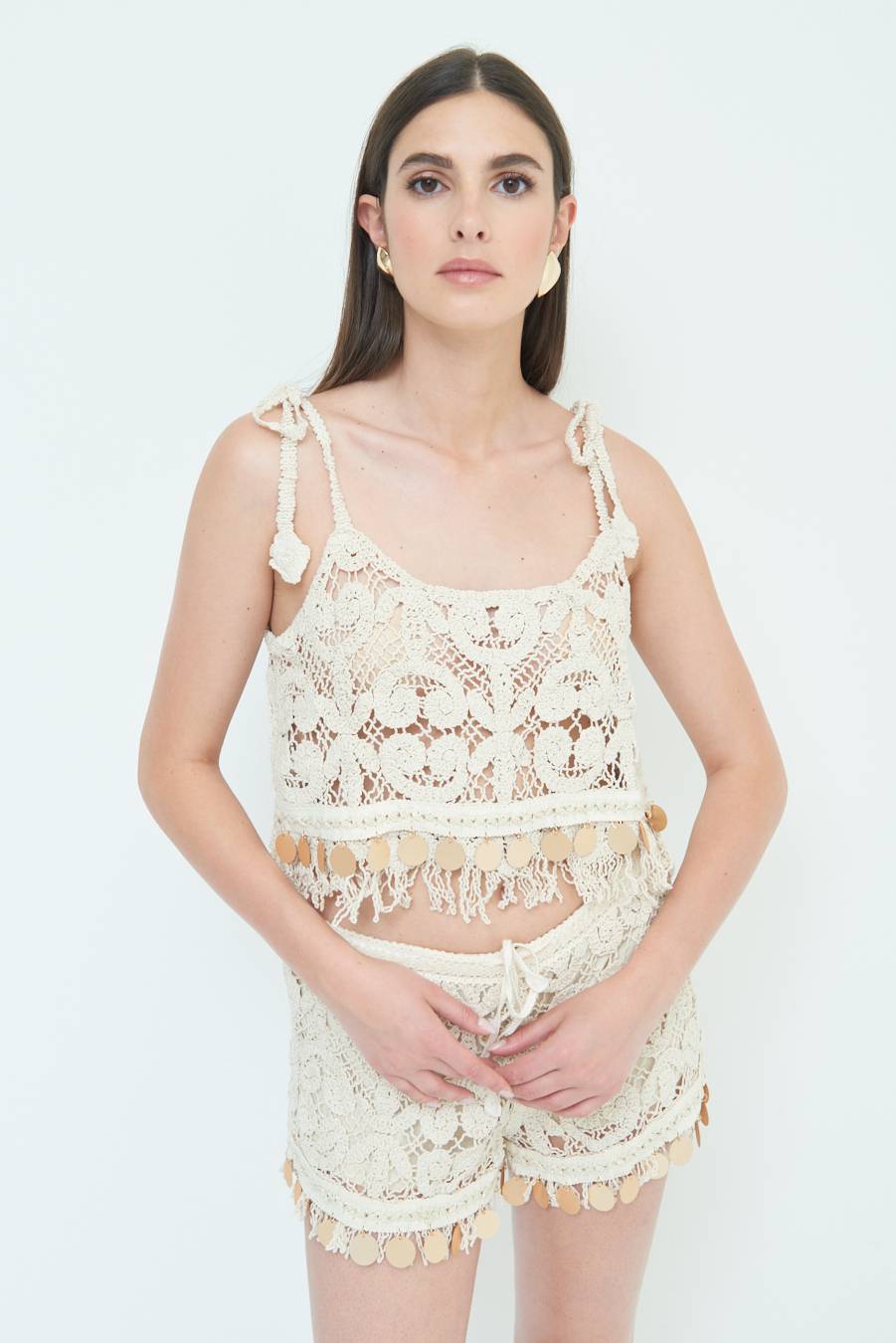Kikisix TOP CROP CON MACRO PAILLETTES FONDO BEIGE Sconti VIP