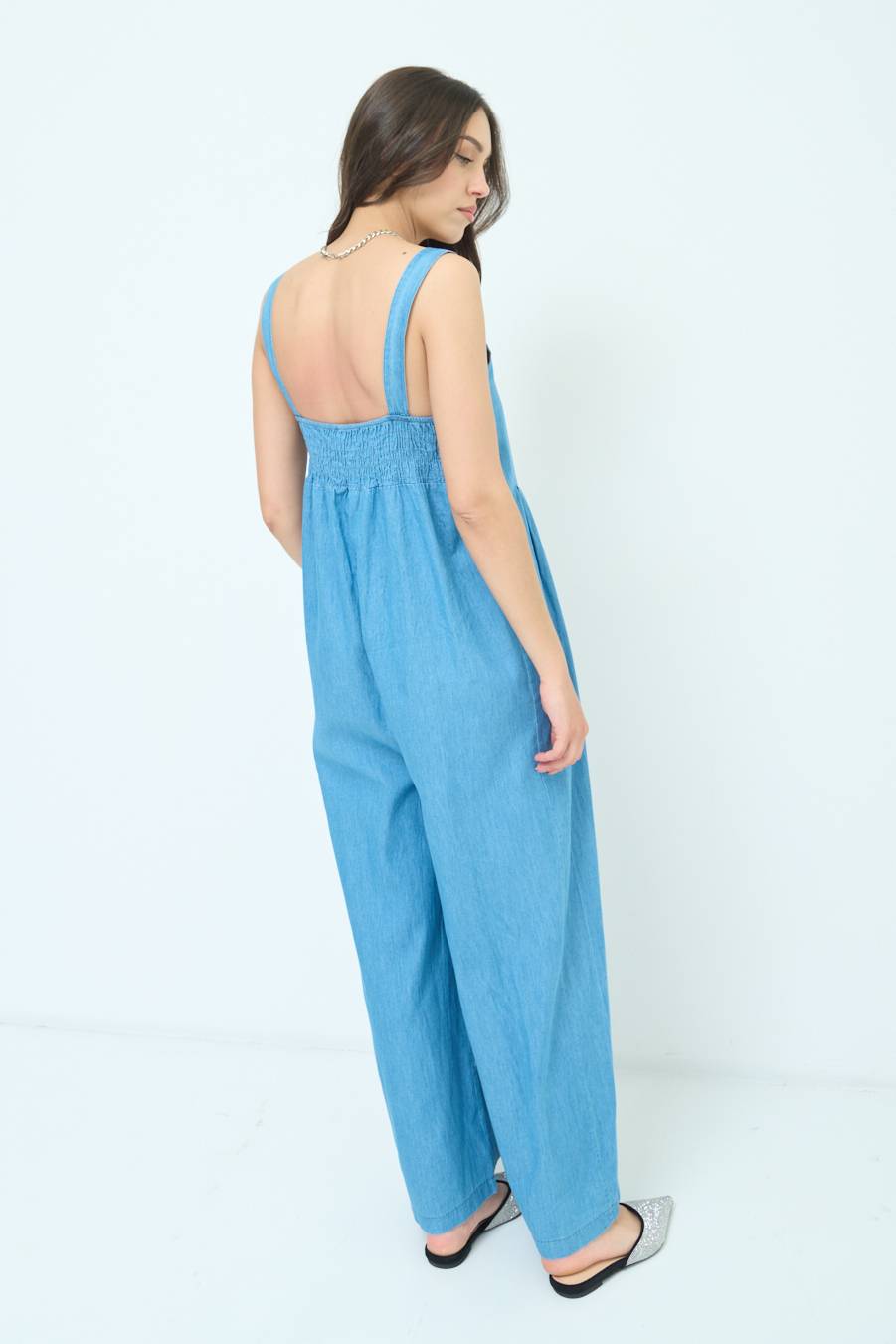 Kikisix SALOPETTE TASCA DAVANTI CHAMBRAY BLU MEDIO 50% di sconto con spedizione gratuita