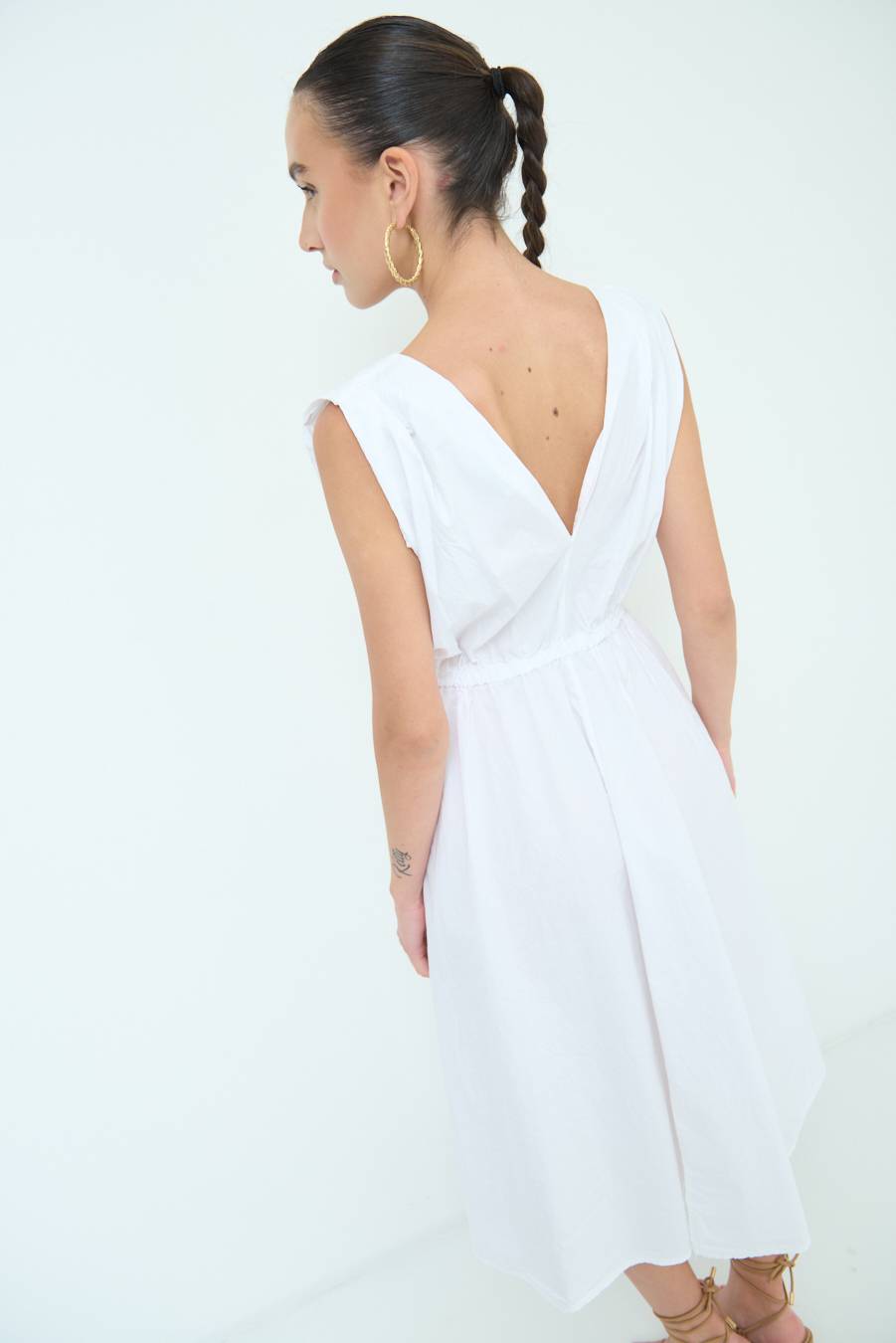 Kikisix ABITO MIDI CON ELASTICO BIANCO Black Friday Prezzi