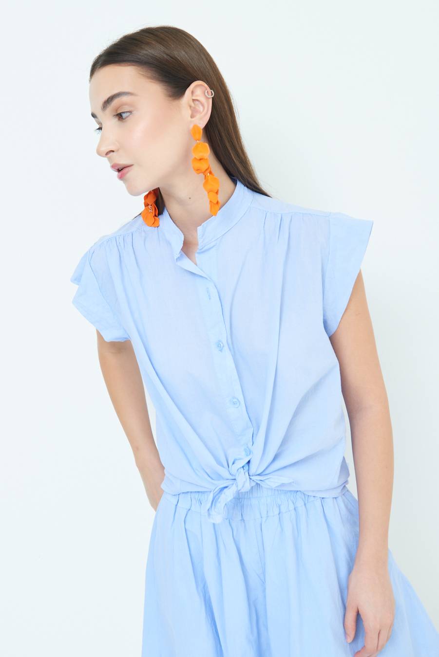 Kikisix CAMICIA SMANICATA CON NODO AZZURRO Fornitura limitata