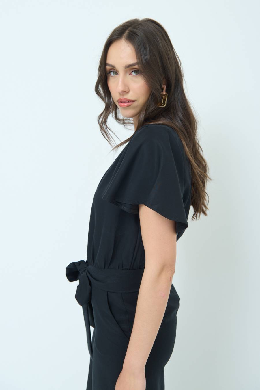 Kikisix CAMICIA SCOLLO AMPIO NERO Offerta migliore
