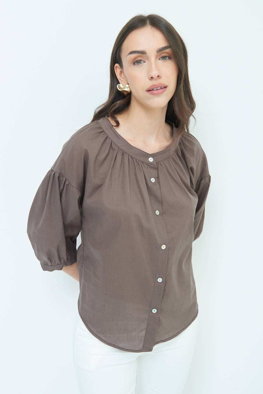 Kikisix CAMICIA SCOLLO INCRESPATO COTONE COFFEE Grandi sconti