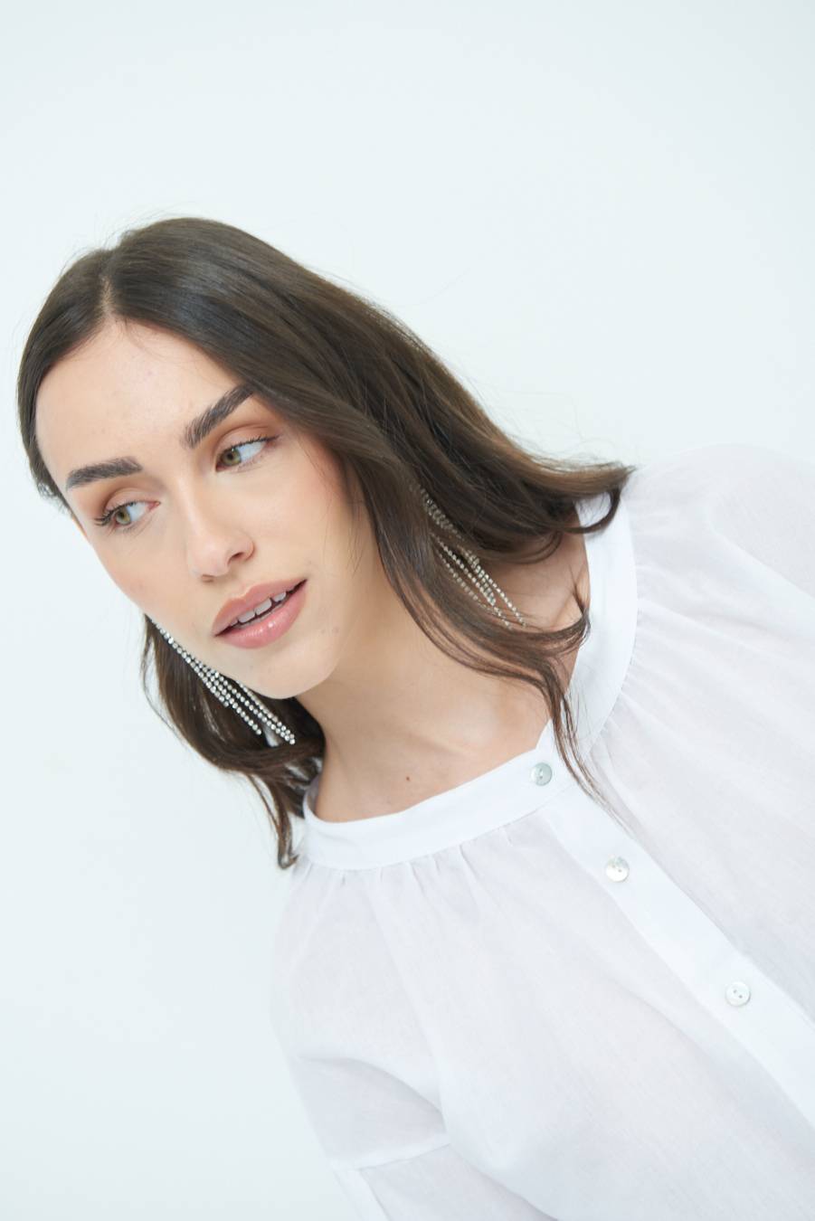 Kikisix CAMICIA SCOLLO INCRESPATO COTONE BIANCO Offerte stagionali