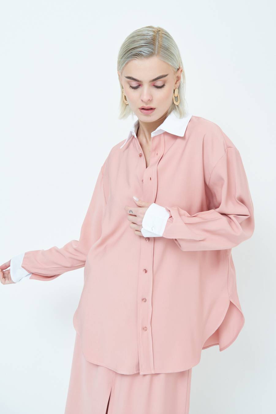 Kikisix CAMICIA COLLETTO B.CO CIPRIA Liquidazione