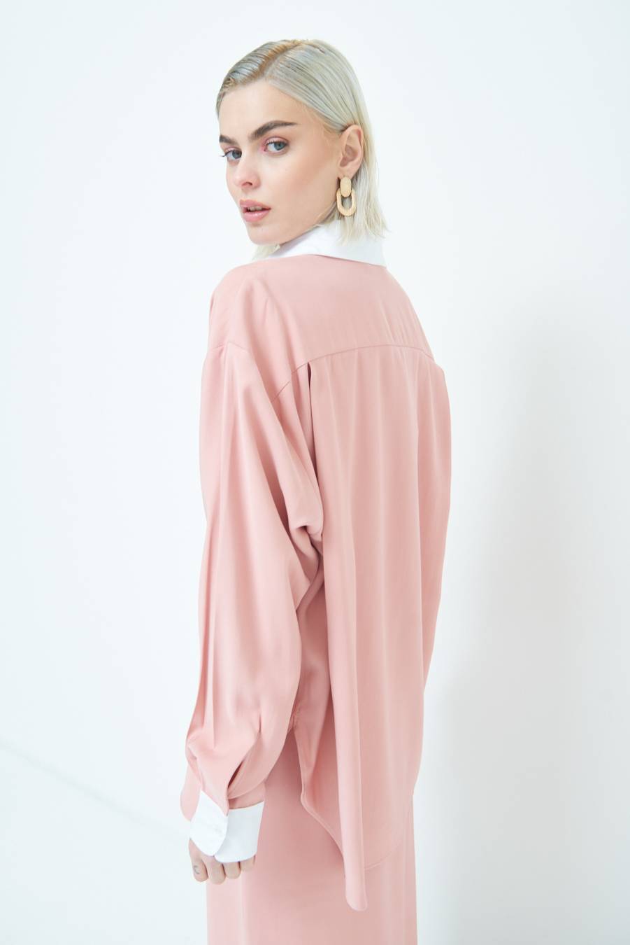 Kikisix CAMICIA COLLETTO B.CO CIPRIA Liquidazione