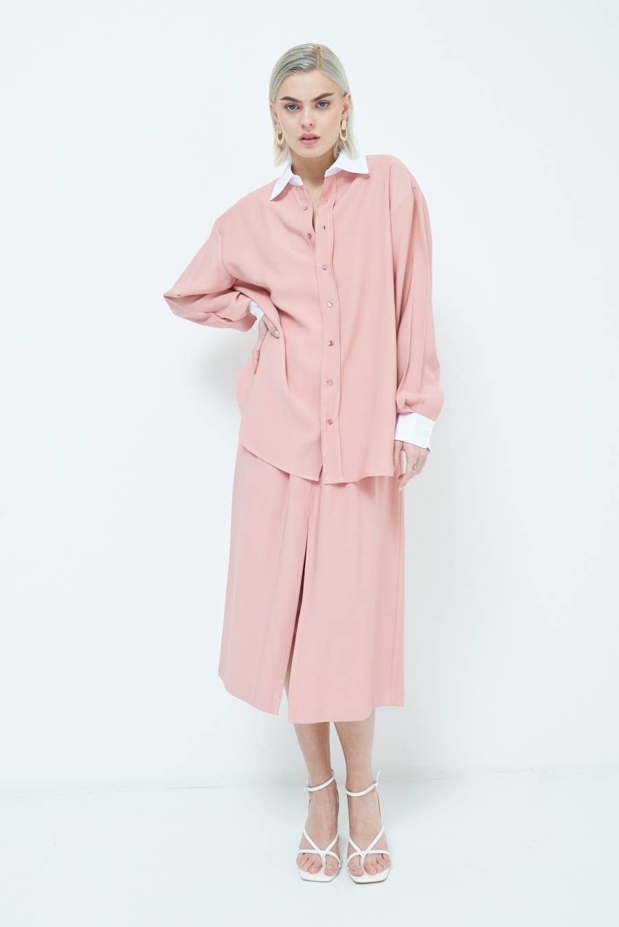 Kikisix CAMICIA COLLETTO B.CO CIPRIA Liquidazione