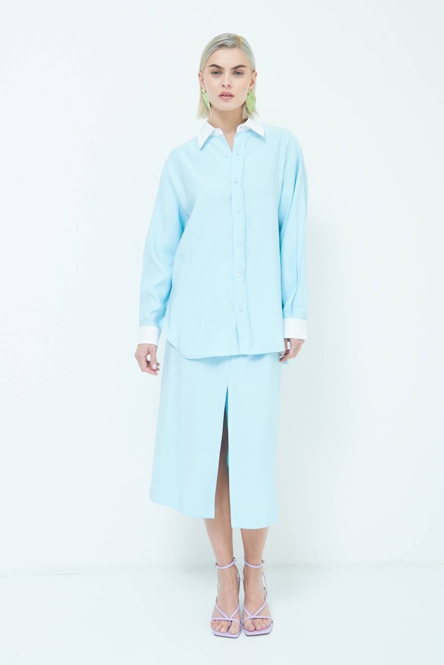Kikisix CAMICIA COLLETTO B.CO CELESTE Comprane uno, ottenene uno gratis