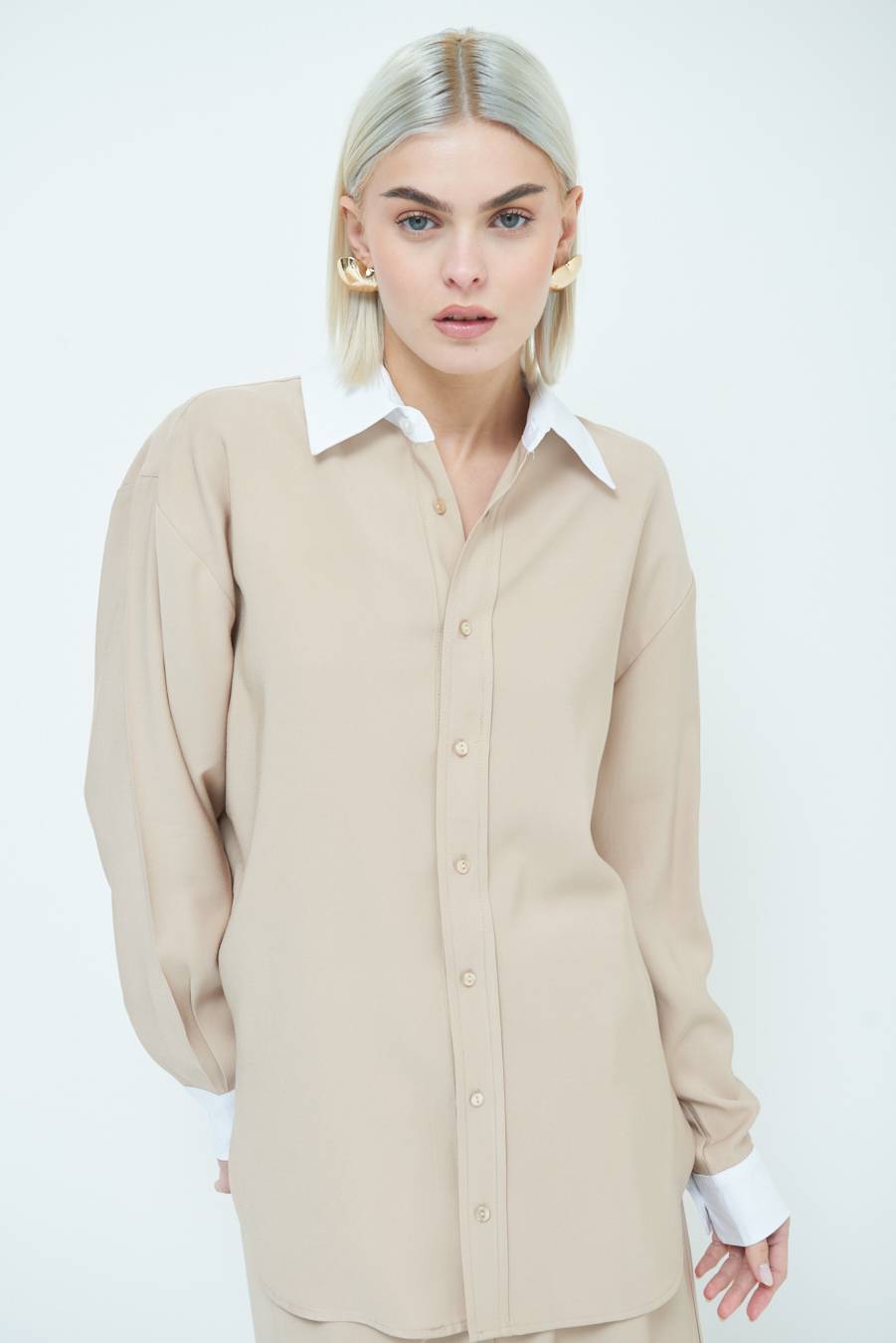 Kikisix CAMICIA COLLETTO B.CO BEIGE Offerte giornaliere
