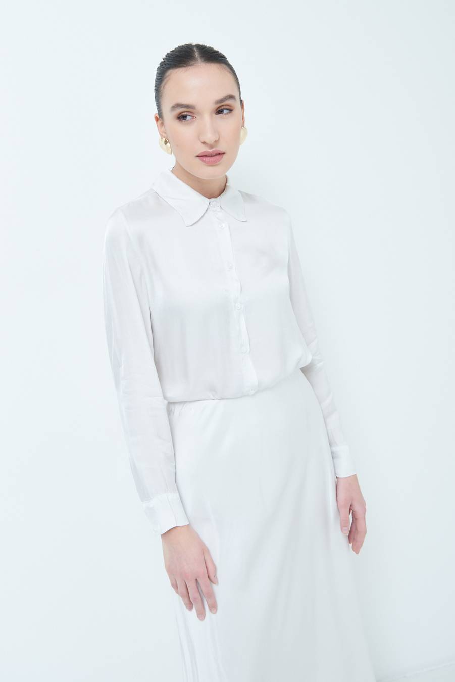 Kikisix CAMICIA RASO VISCOSA BEIGE Sconti VIP