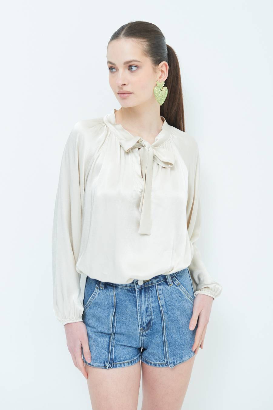 Kikisix CASACCA RASO VISCOSA FIOCCO/CRAVATTA BEIGE 50% di sconto per tempo limitato