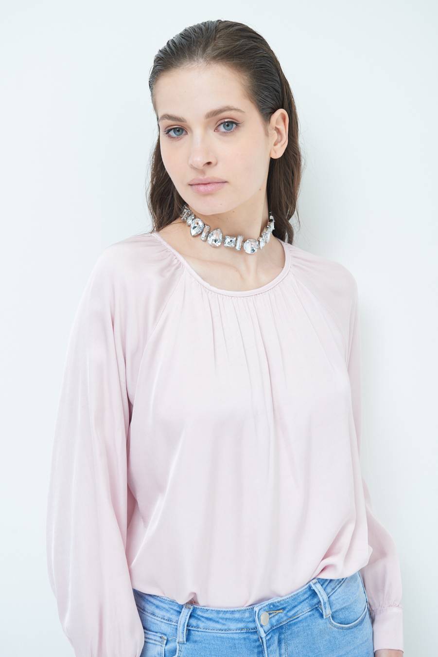 Kikisix CASACCA RASO VISCOSA INCRESPATA COLLO ROSA Sconti questo mese