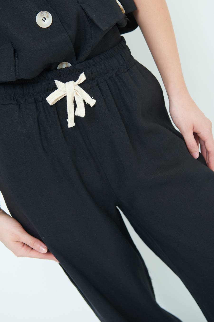 Kikisix PANTA PALAZZO CON ELASTICO VISCOSA LINO NERO Offerta esclusiva