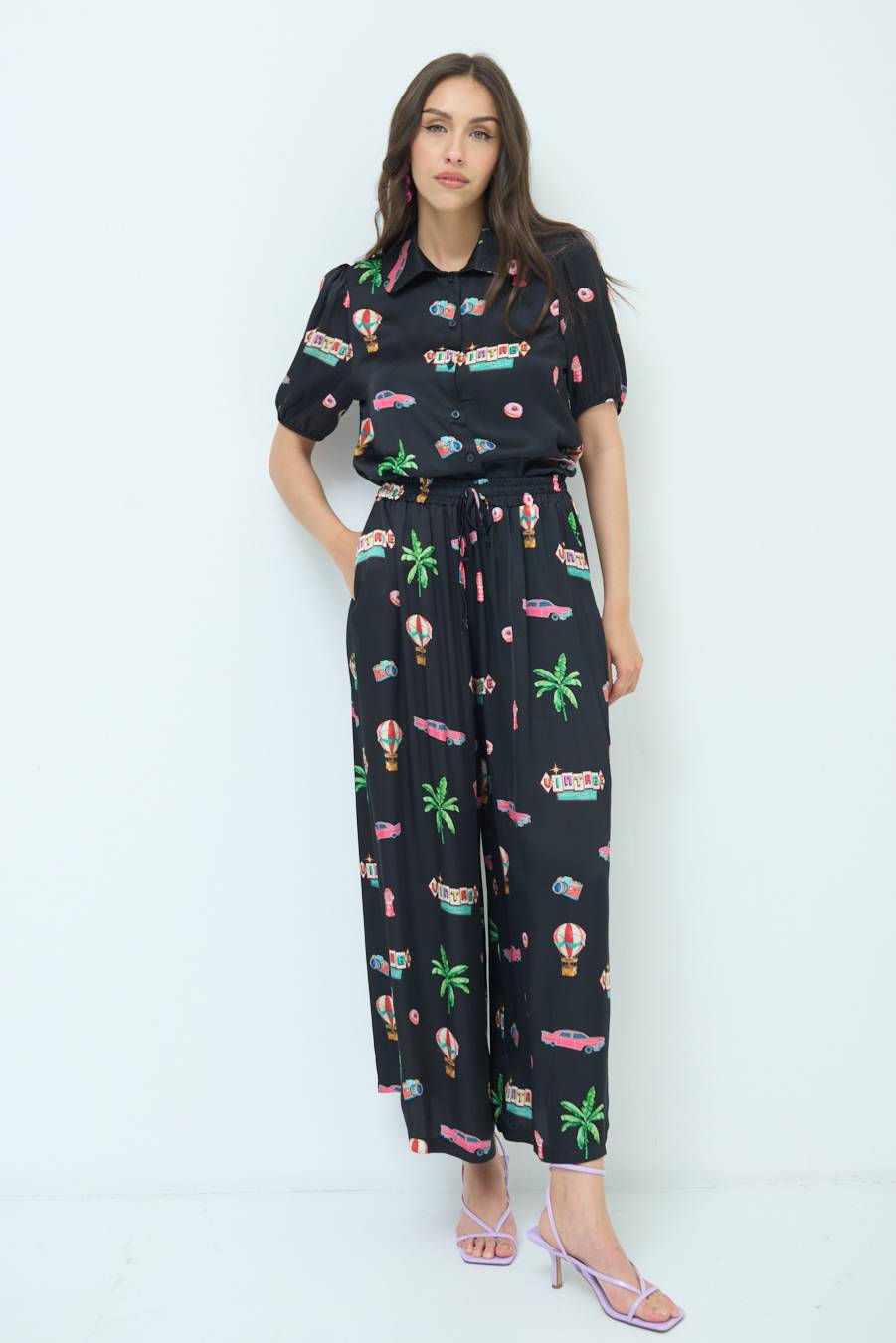Kikisix PANTALONE PALAZZO NERO Offerta natalizia