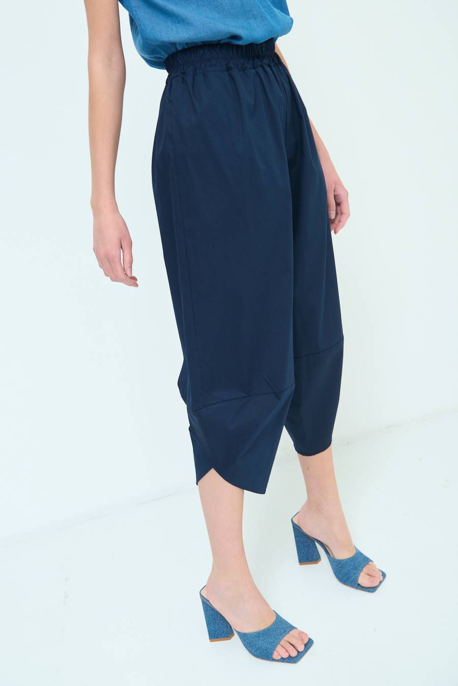 Kikisix PANTALONE OVER BLU Offerte esclusive