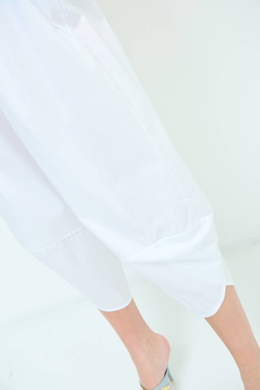 Kikisix PANTALONE OVER BIANCO Lightning offer