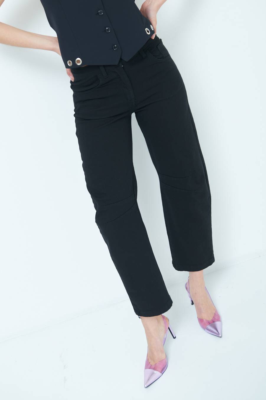 Kikisix PANTALONE LINEA UOVO NERO Comprane uno, ottenene uno gratis