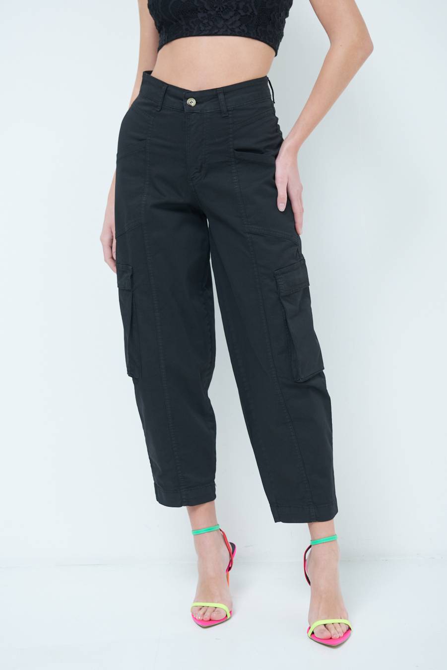 Kikisix PANTALONE TASCONI NERO Ultimi tre giorni