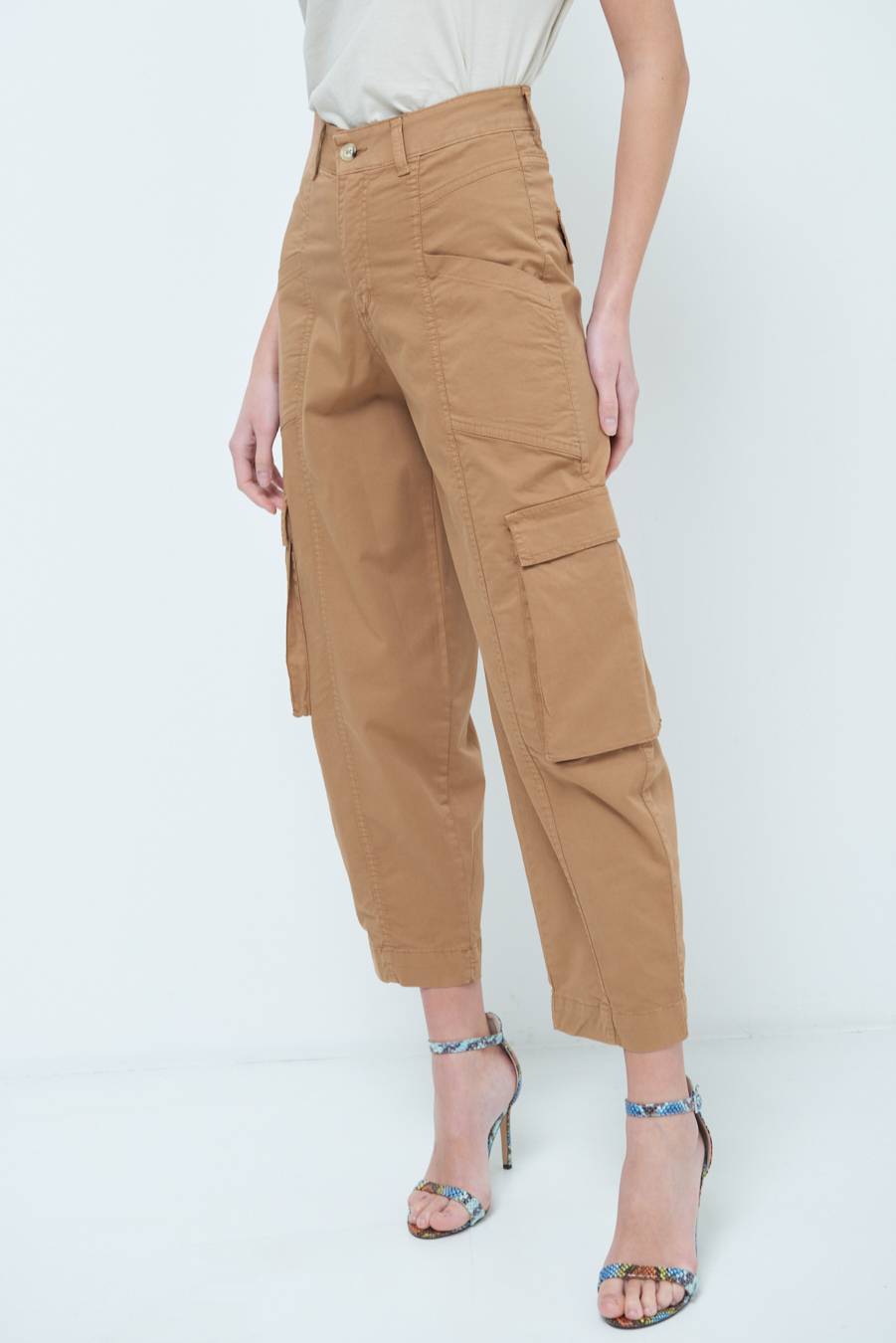Kikisix PANTALONE TASCONI BEIGE ACQUISTA ORA