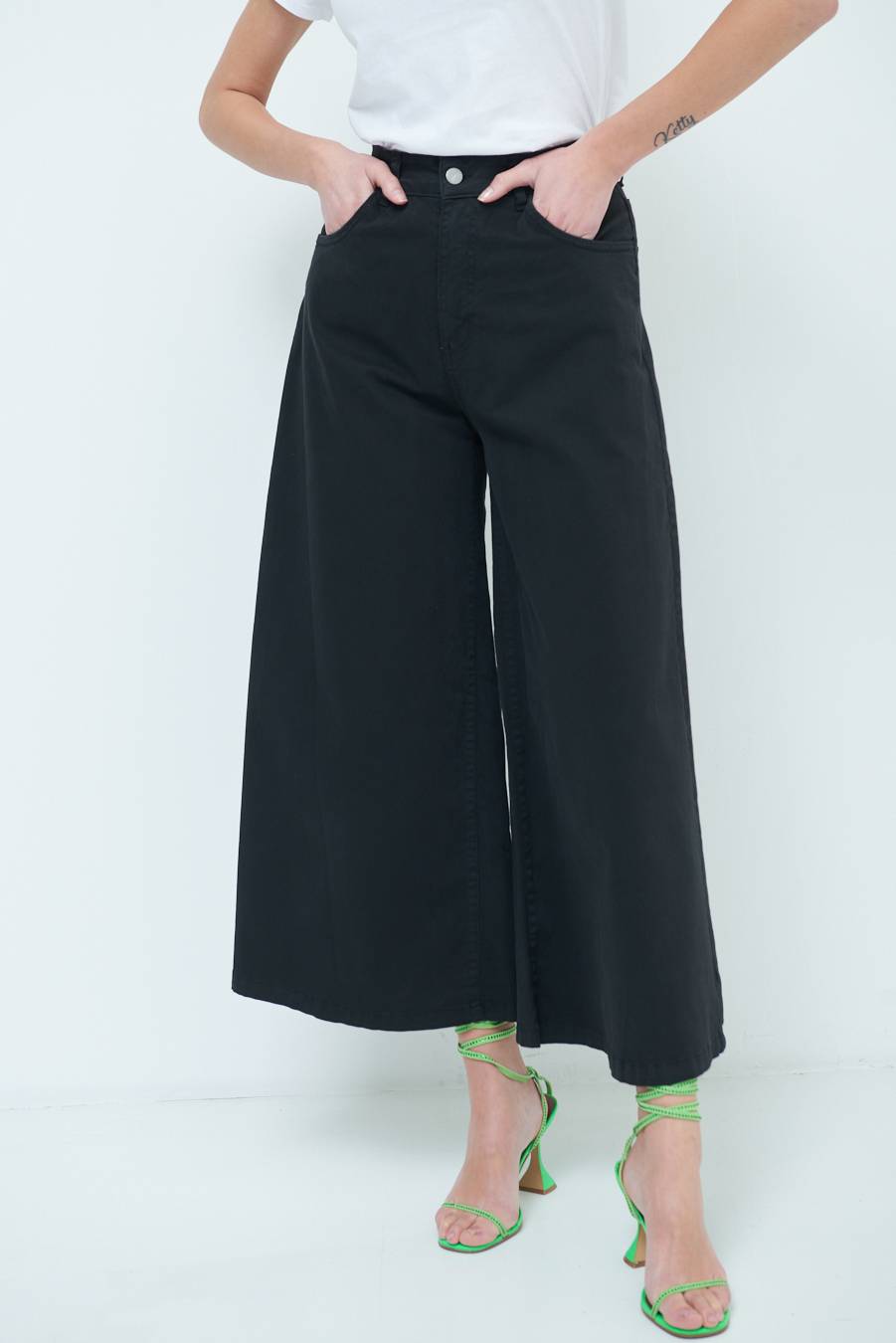 Kikisix PANTALONE/GONNA GABARDINA NERO Discount Store per i nuovi prodotti