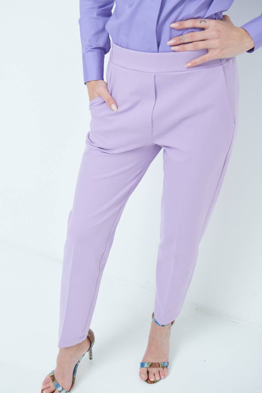 Kikisix PANTALONE SIGARETTA LILLA Super sconto